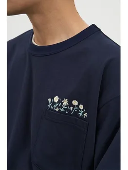Kvet Vyšívané Krátke Bavlnené tričko Vysokej Kvality Kolo Krku Vrecko na Tuhé T-shirt Mužov Japonský Streetwear Tee Top